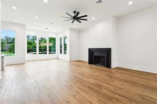 Hammond, Louisiana, 70403, United States, 4 Bedrooms Bedrooms, ,4 BathroomsBathrooms,Residential,For Sale,1974502