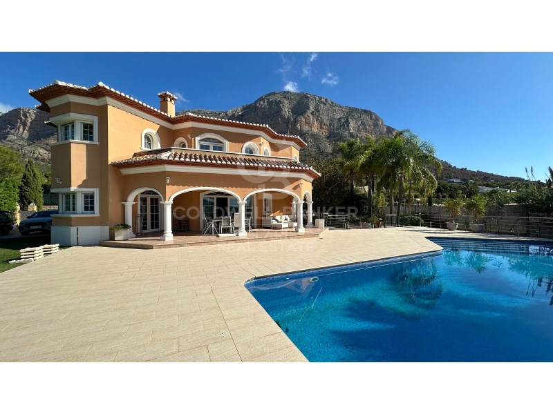 Alicante, J?vea / X?bia, Montg? - Ermita Alicante, Jávea / Xàbia, Comunidad Valenciana, ES, 4 Bedrooms Bedrooms, ,5 BathroomsBathrooms,Residential,For Sale,Alicante, J?vea / X?bia, Montg? - Ermita Alicante,1449144