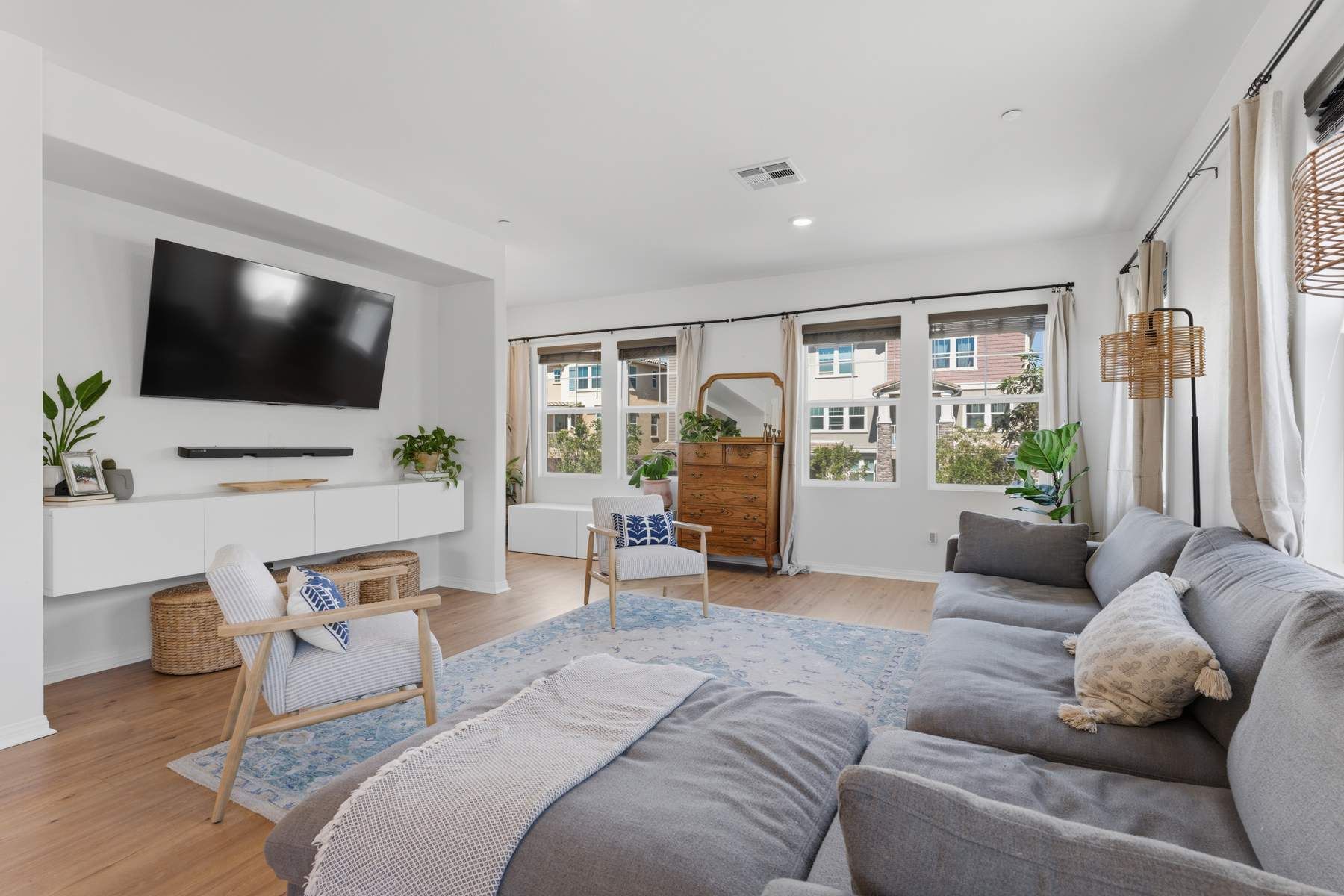  512 Mulberry Lane, Fillmore - 物件實景
