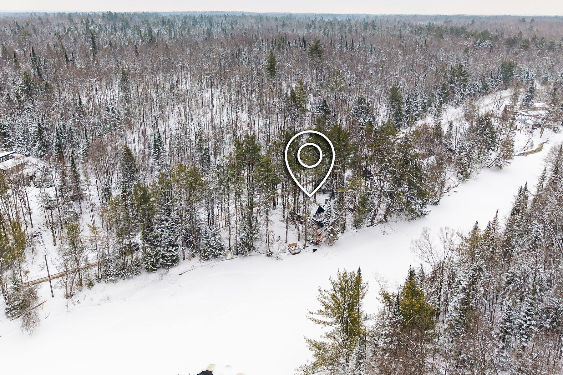  Serene Irondale River Cottage - 物件實景