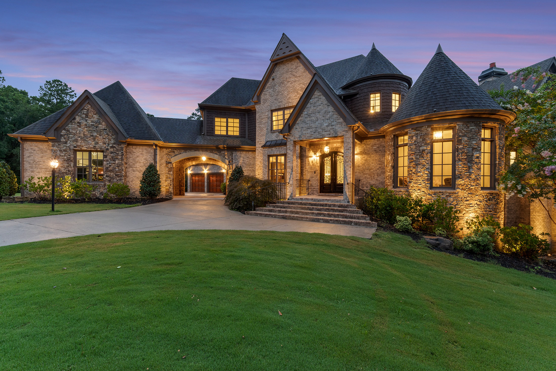  Old World Charm Meets Modern Luxury on This Milton Estate - 物件實景