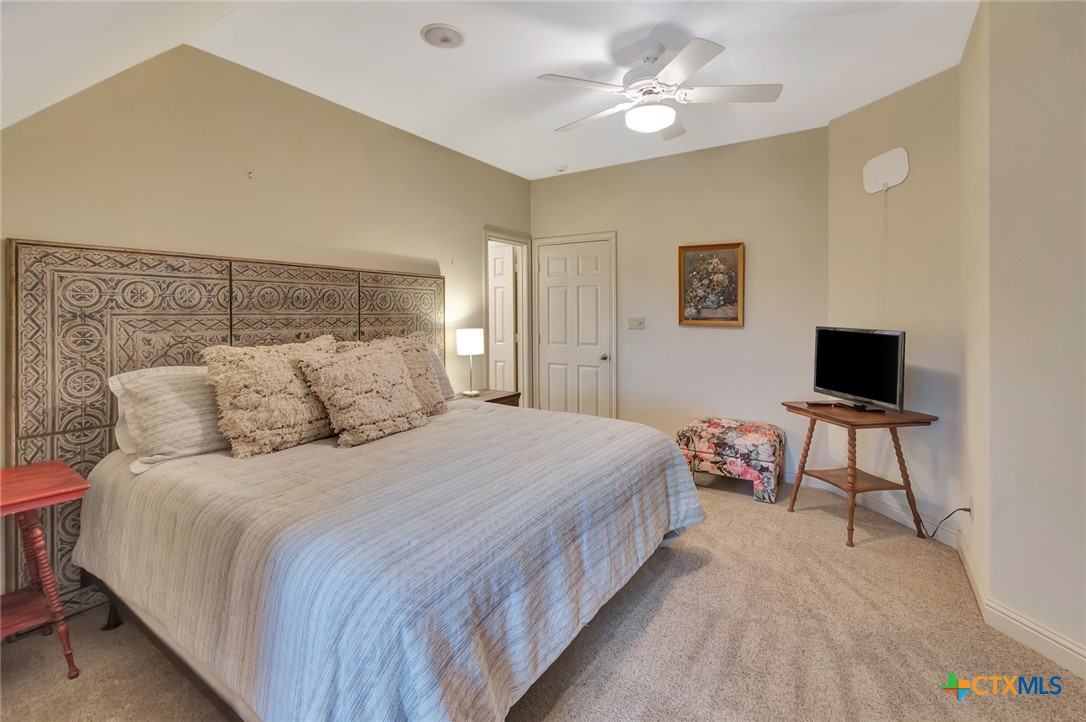 Port Lavaca, Texas, 77979, United States, 4 Bedrooms Bedrooms, ,5 BathroomsBathrooms,Residential,For Sale,1989257