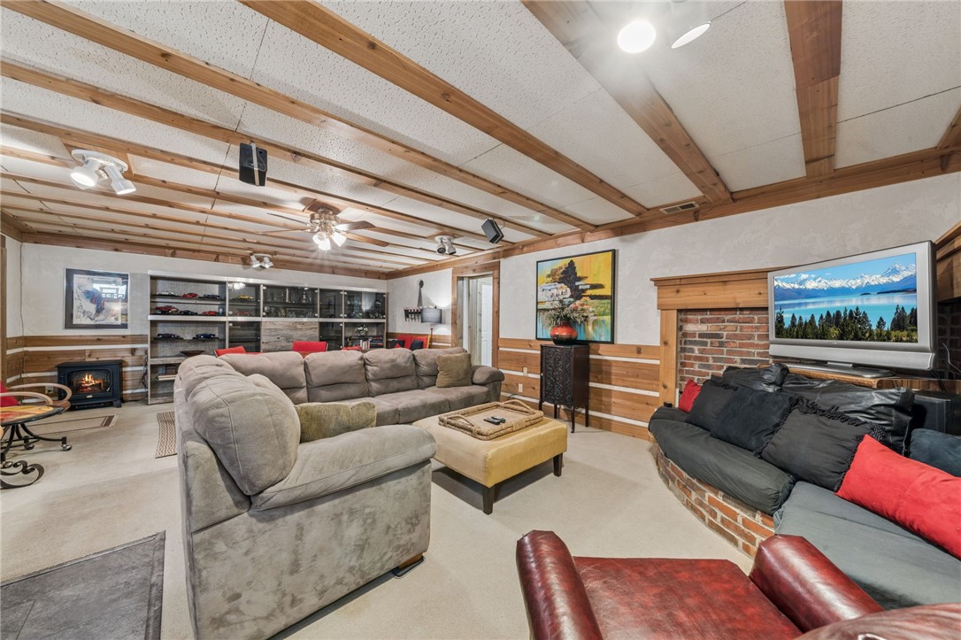 Level Green, Pennsylvania, 15085, United States, 4 Bedrooms Bedrooms, ,4 BathroomsBathrooms,Residential,For Sale,2049075