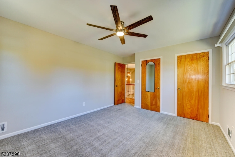 Branchburg Twp., New Jersey, 08876, United States, 4 Bedrooms Bedrooms, ,3 BathroomsBathrooms,Residential,For Sale,1992808