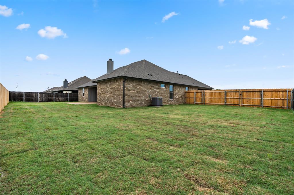 Robinson, Texas, 76706, United States, 4 Bedrooms Bedrooms, ,3 BathroomsBathrooms,Residential,For Sale,1805601