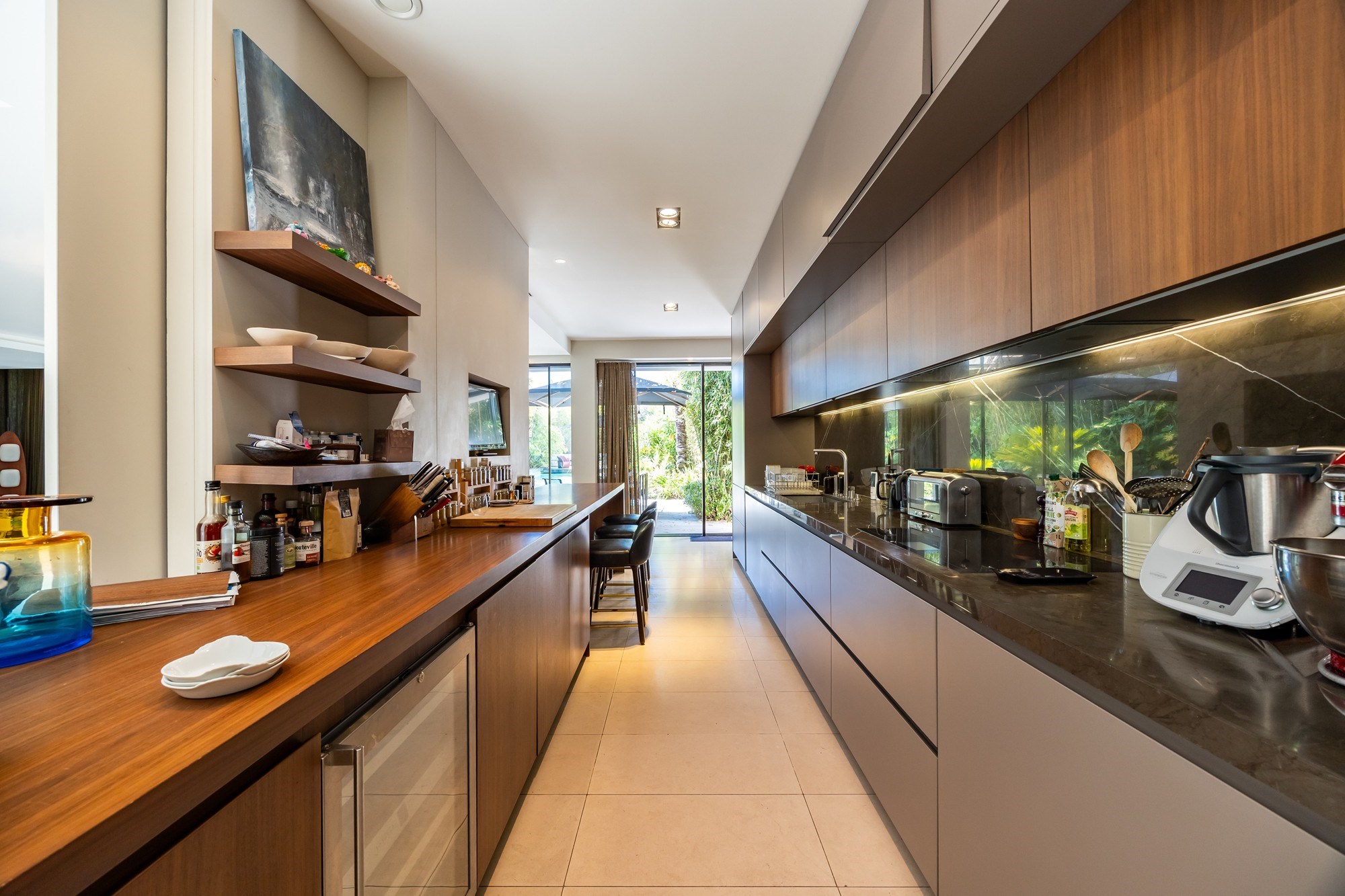  SOMPTUOUS CONTEMPORARY HOUSE - 5 BEDROOMS - CINEMA - DOUBLE GARAGE - SWIMMING P… - 物件實景