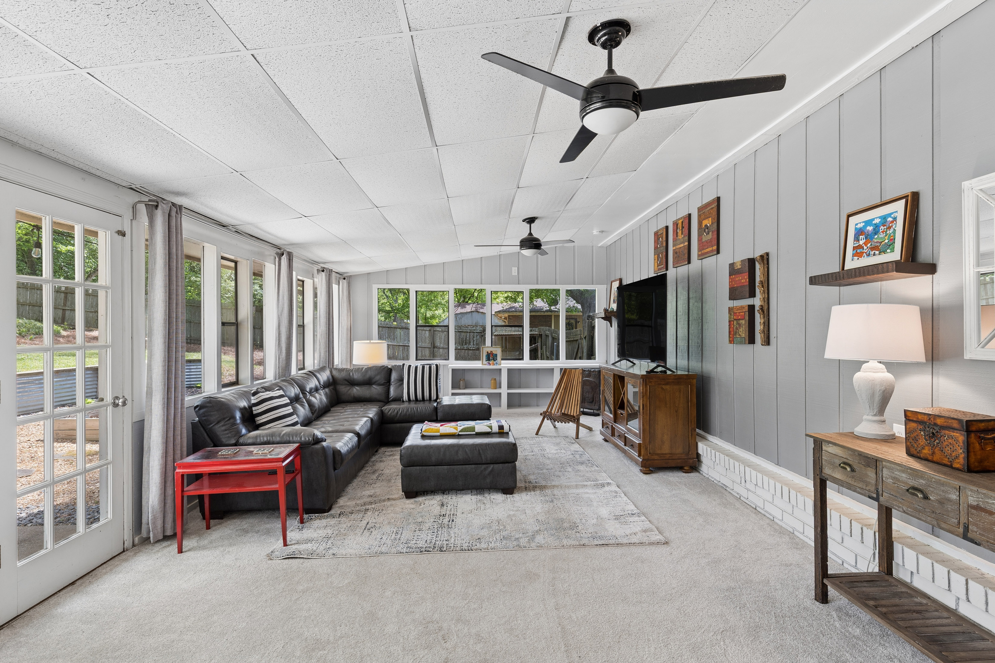  Spacious Ranch with Backyard Retreat in Powder Springs - 物件實景