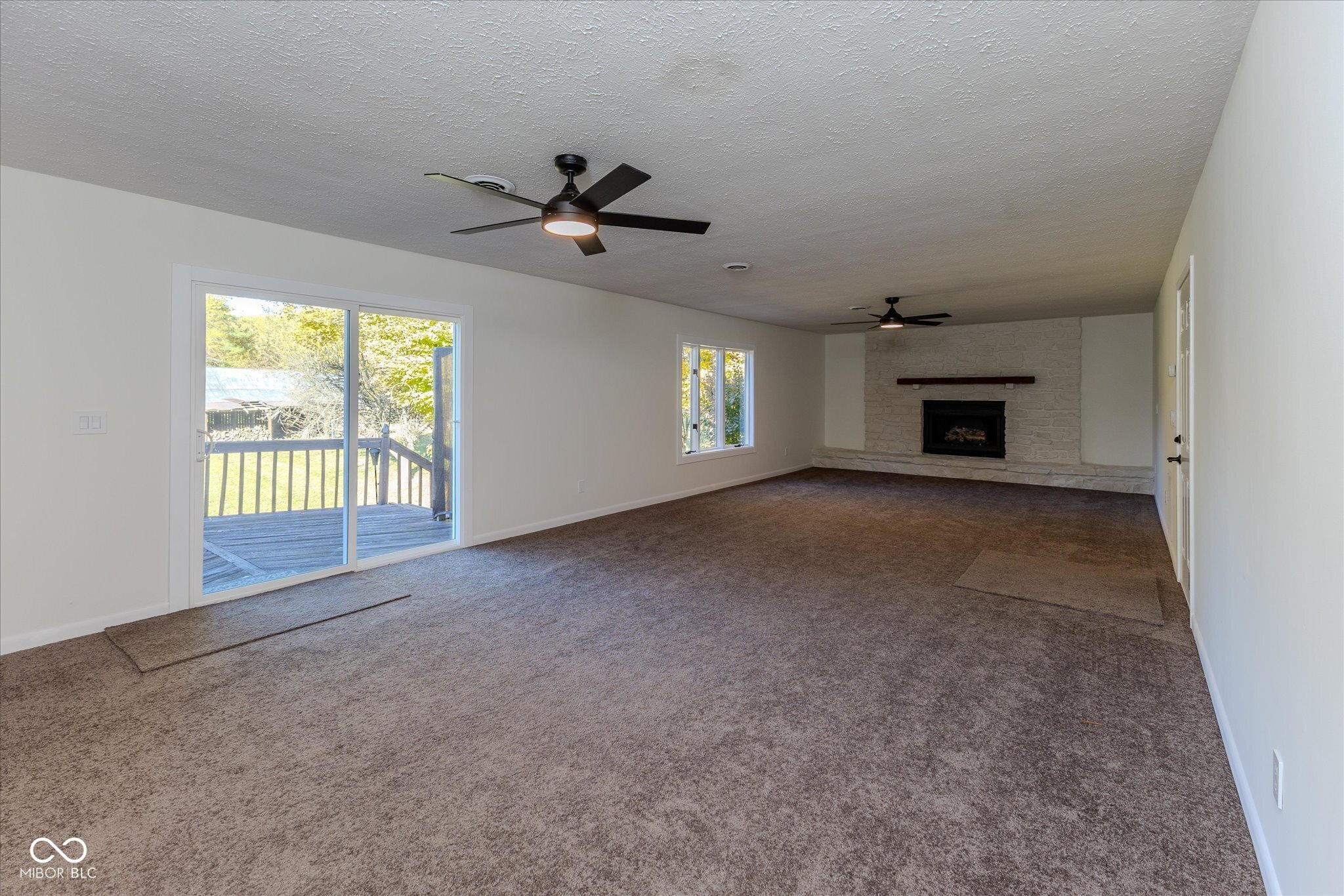 Avon, Indiana, 46123, United States, 3 Bedrooms Bedrooms, ,3 BathroomsBathrooms,Residential,For Sale,1983233