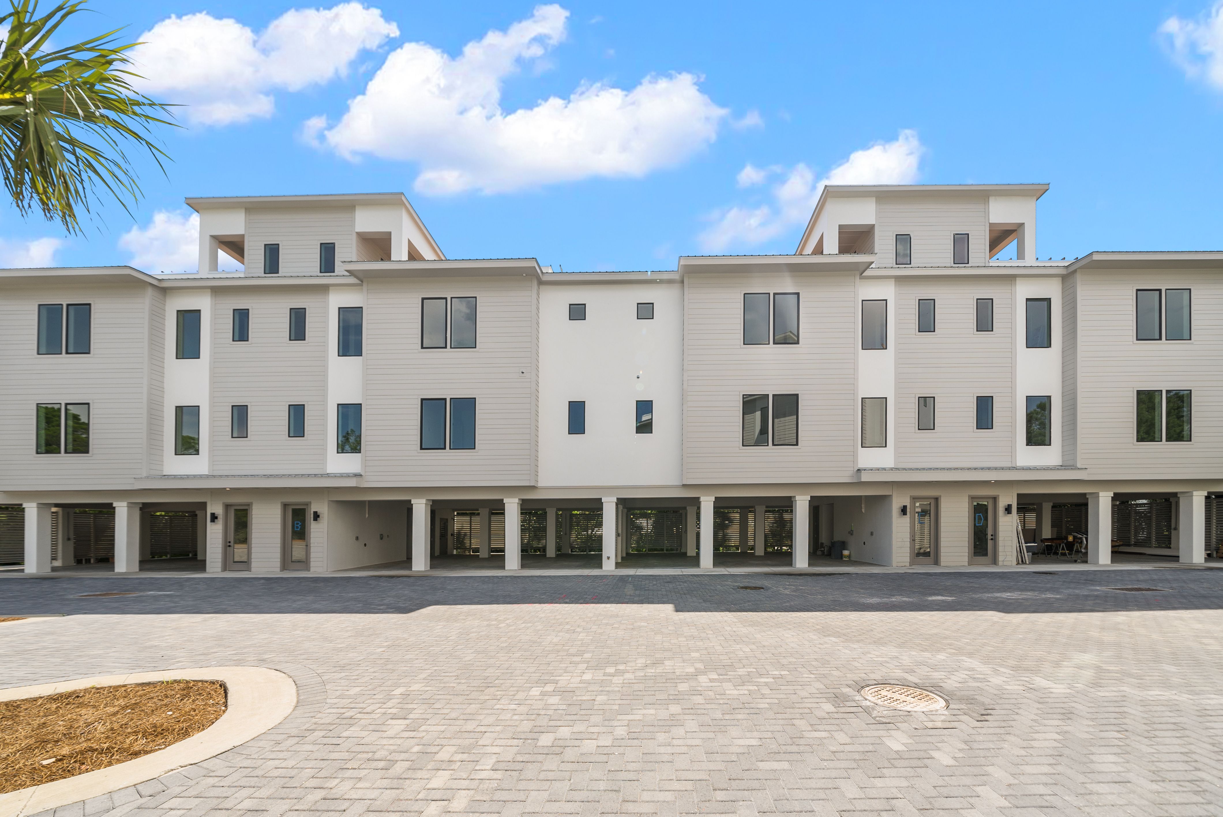  Luxury Townhome with Rooftop Retreat Near Draper Lake and Beach Access - 物件實景
