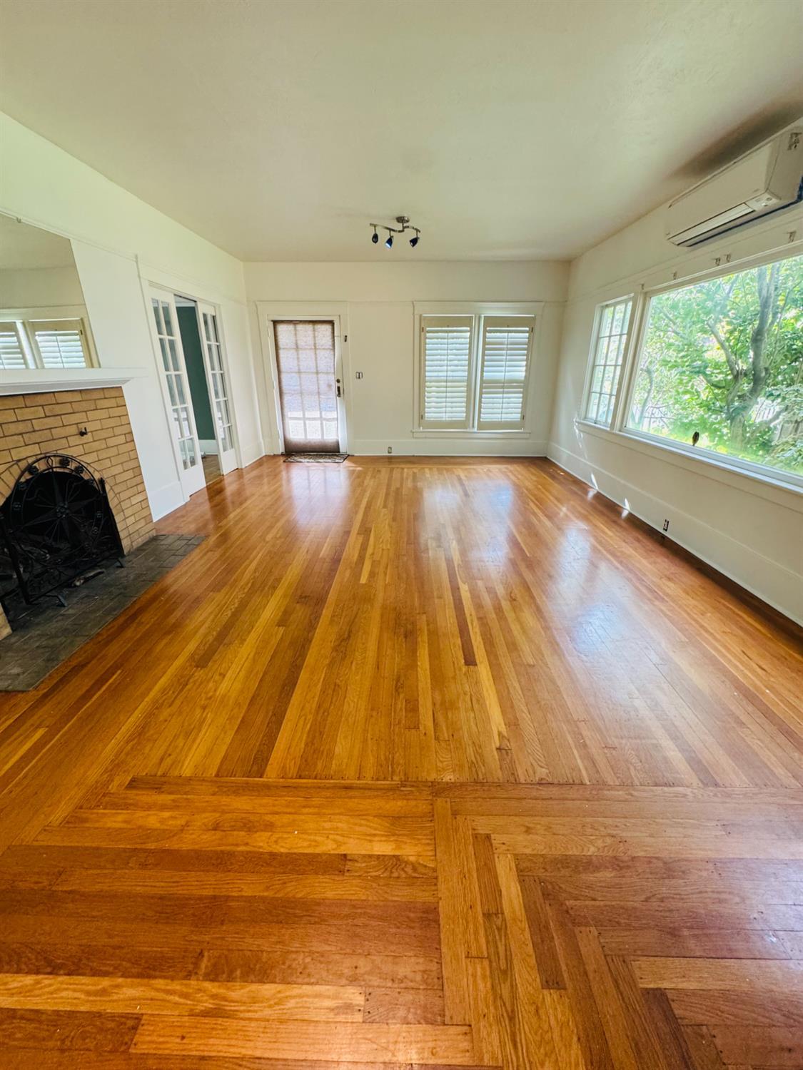 Santa Cruz, California, 95060, United States, 3 Bedrooms Bedrooms, ,2 BathroomsBathrooms,Residential,For Sale,2001181