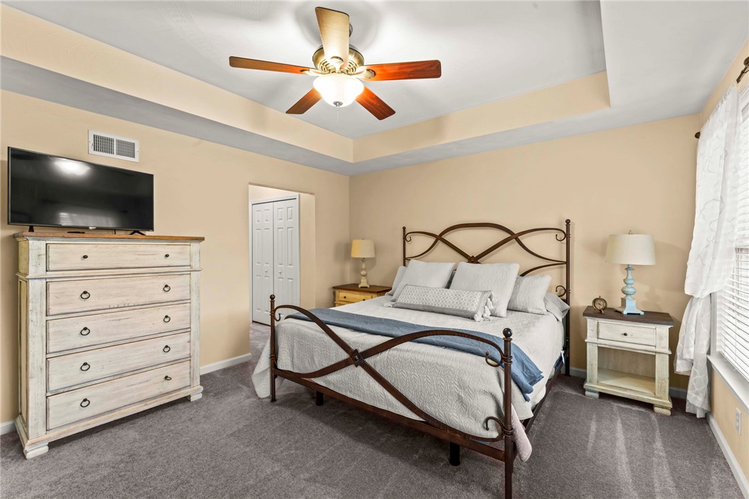 Venetia, Pennsylvania, 15367, United States, 4 Bedrooms Bedrooms, ,4 BathroomsBathrooms,Residential,For Sale,1987098