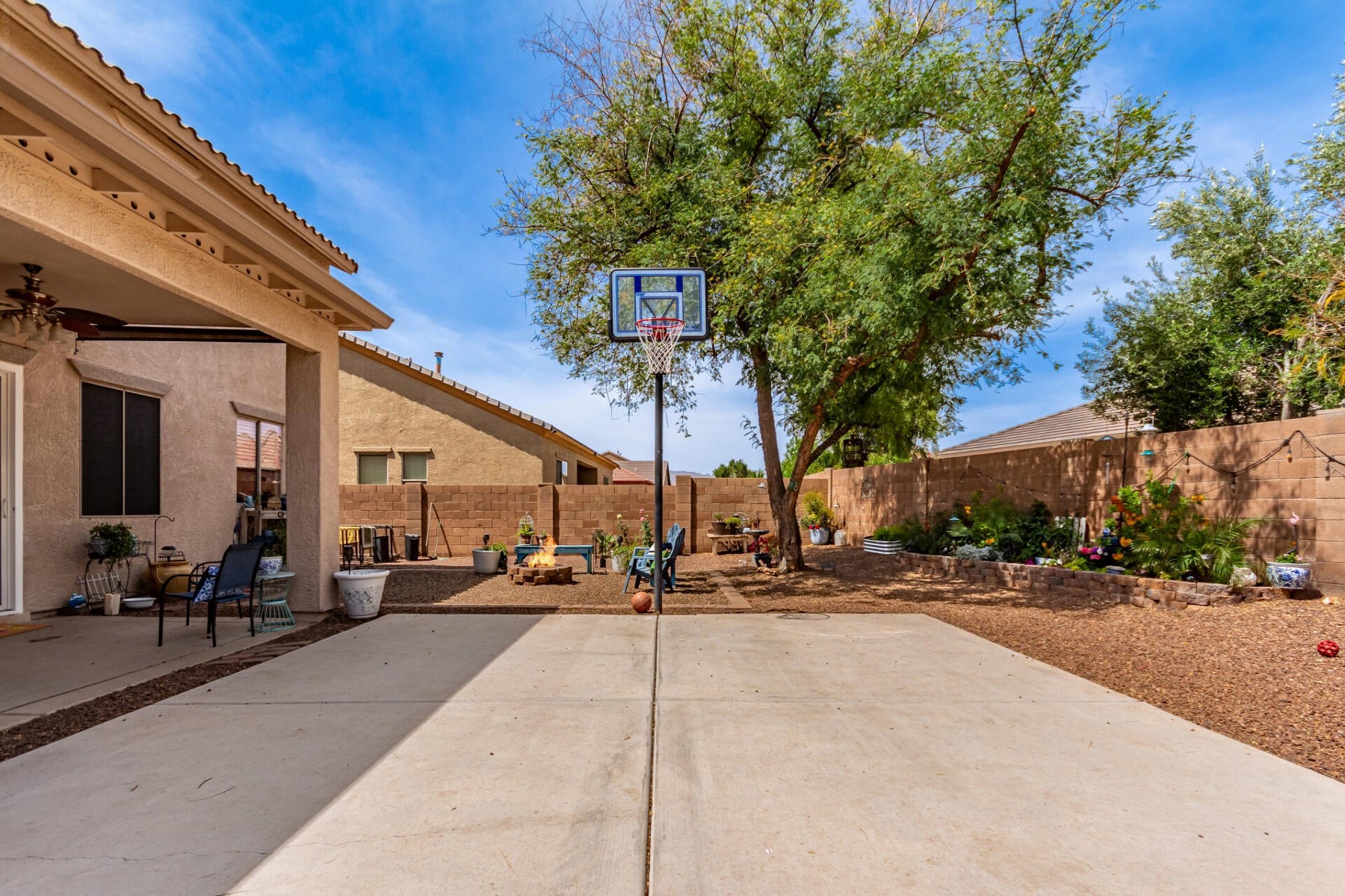  17538 W Marshall Lane  Surprise, AZ - 物件實景