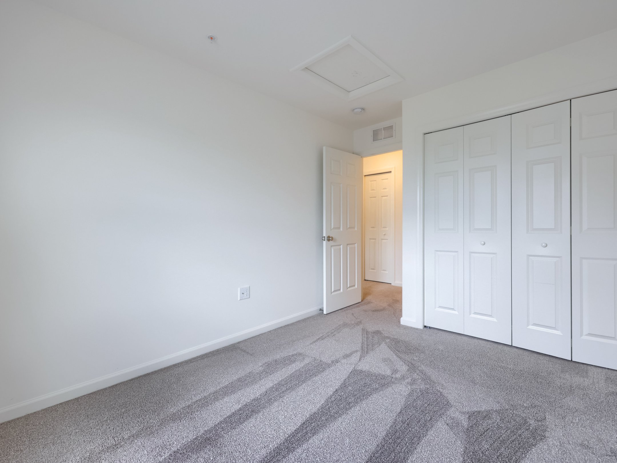 2421 Artesian Way - 物件實景