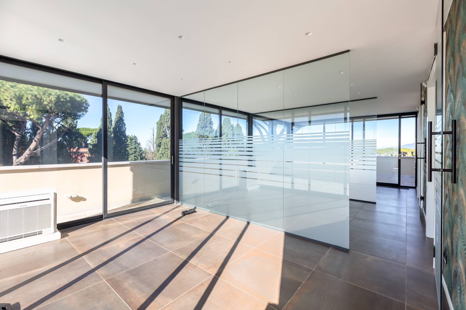 Grottaferrata, Roma, 00046, IT, 4 Bedrooms Bedrooms, ,2 BathroomsBathrooms,Residential,For Sale,1989453