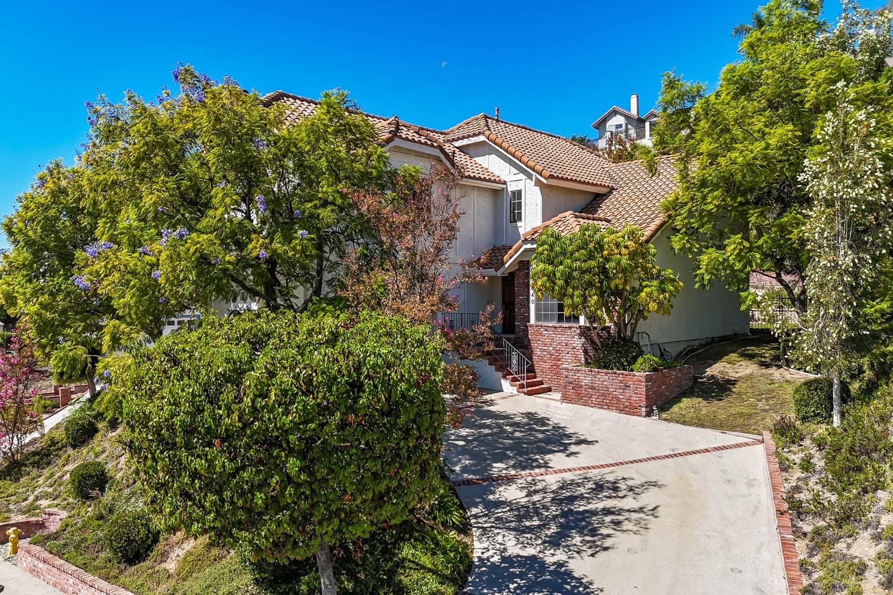  2440 Flintridge Drive - 物件實景