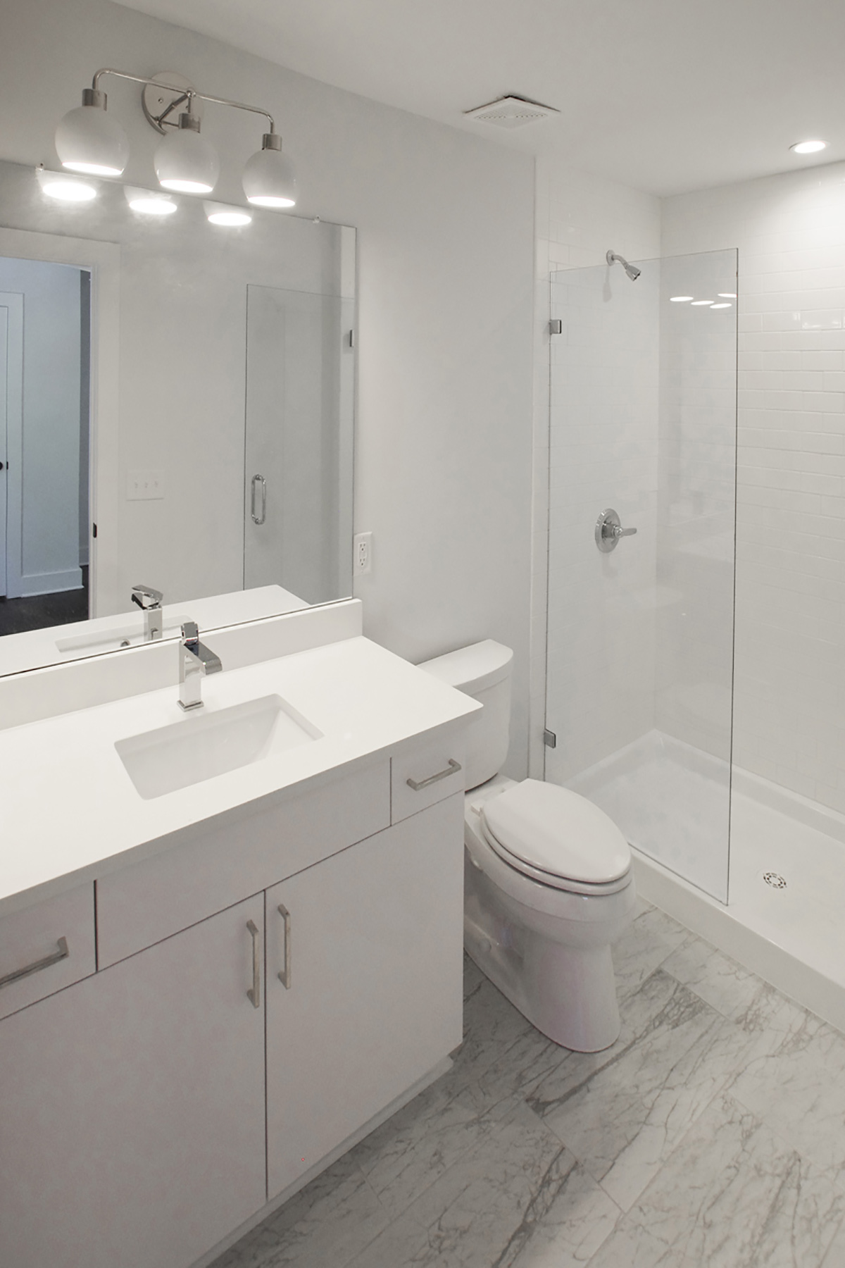  Fully Renovated, Top-Floor Residence in Buckhead - 物件實景