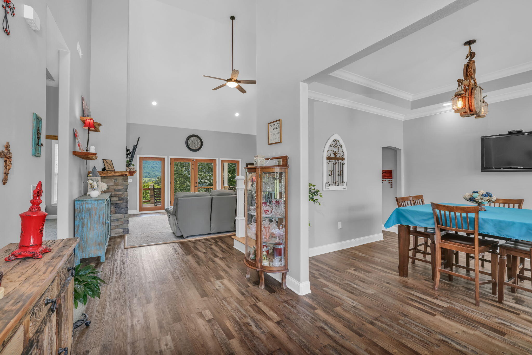 Dunlap, Tennessee, 37327, United States, 4 Bedrooms Bedrooms, ,4 BathroomsBathrooms,Residential,For Sale,1914662