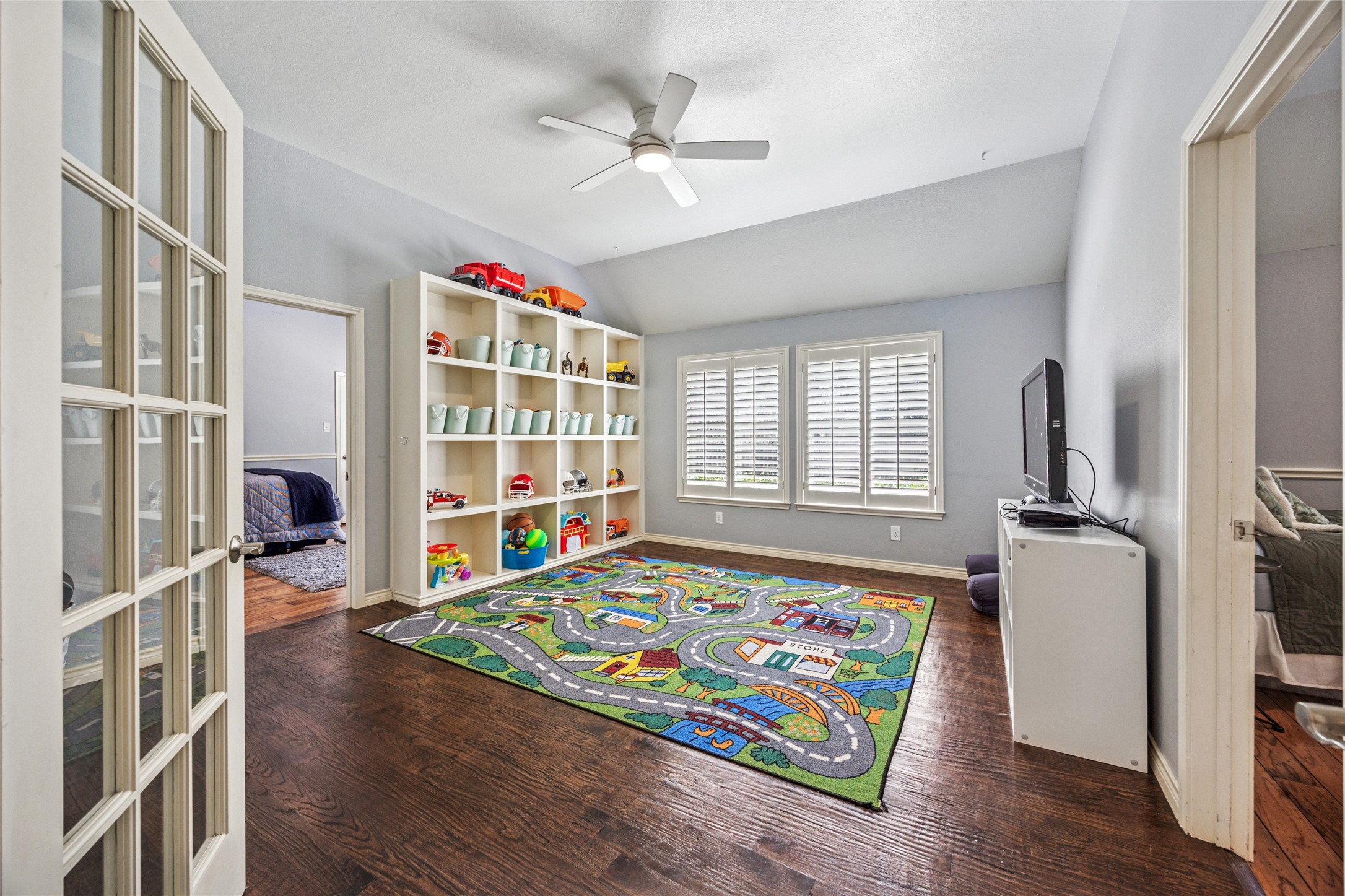 Southlake, Texas, 76092, United States, 4 Bedrooms Bedrooms, ,3 BathroomsBathrooms,Residential,For Sale,1895470