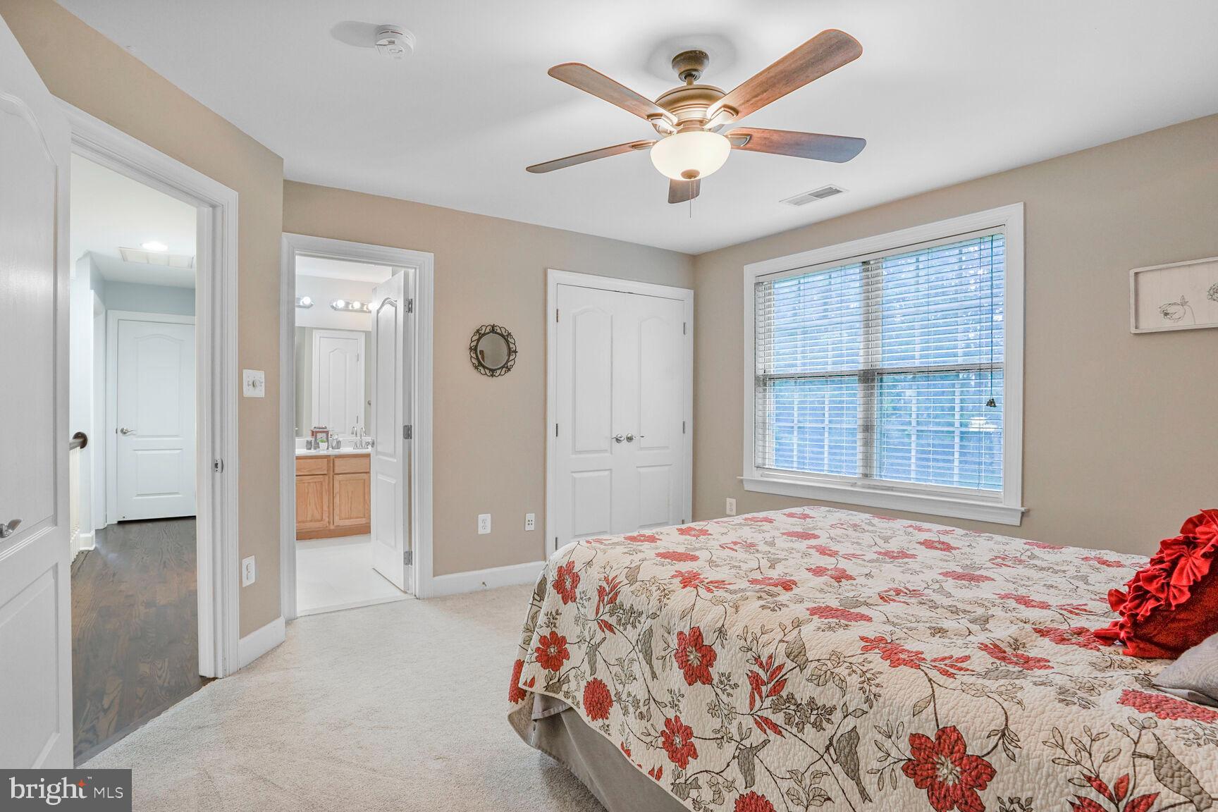 Woodbridge, Virginia, 22192, United States, 5 Bedrooms Bedrooms, ,5 BathroomsBathrooms,Residential,For Sale,1825491