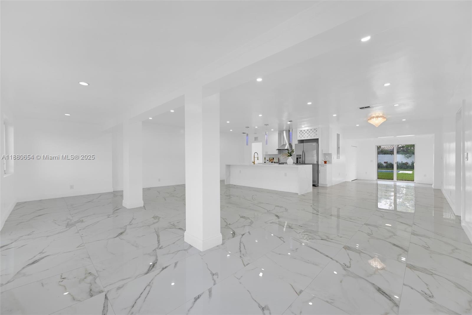 Biscayne Park, Florida, 33161, United States, 6 Bedrooms Bedrooms, ,3 BathroomsBathrooms,Residential,For Sale,1949664