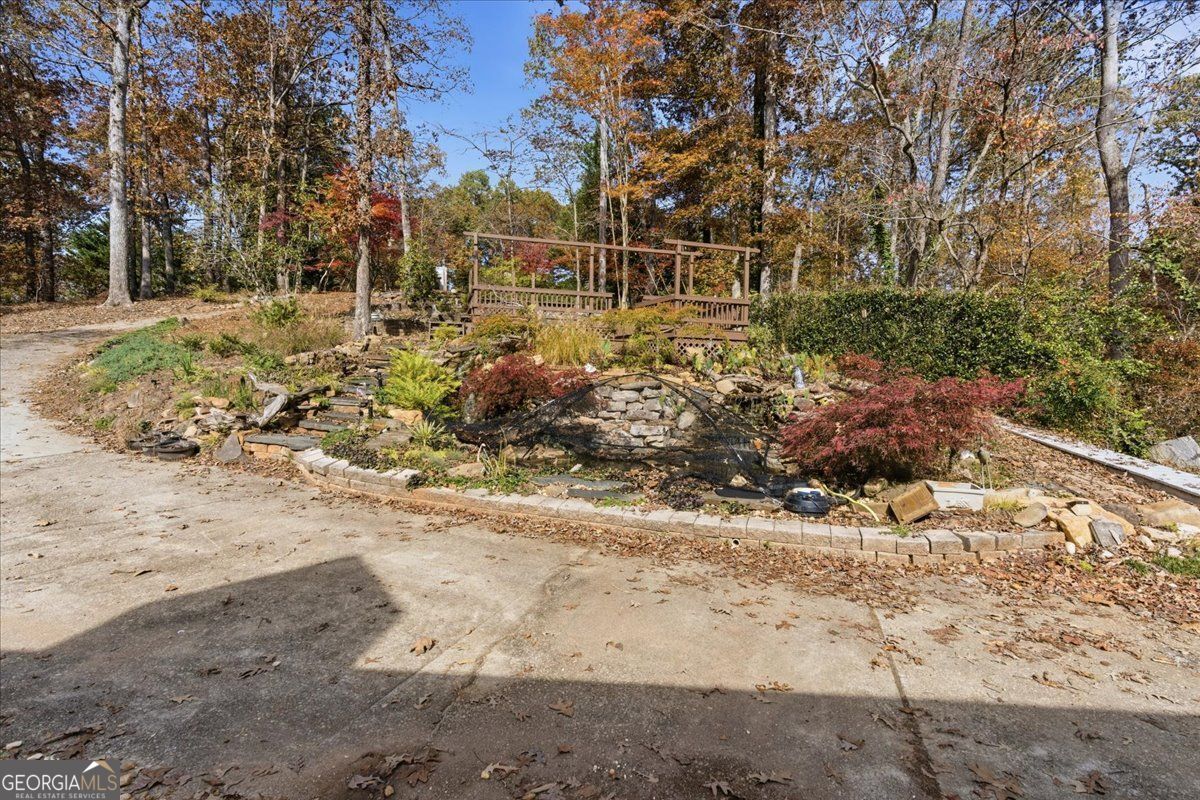 Douglasville, Georgia, 30135, United States, 5 Bedrooms Bedrooms, ,3 BathroomsBathrooms,Residential,For Sale,1988782