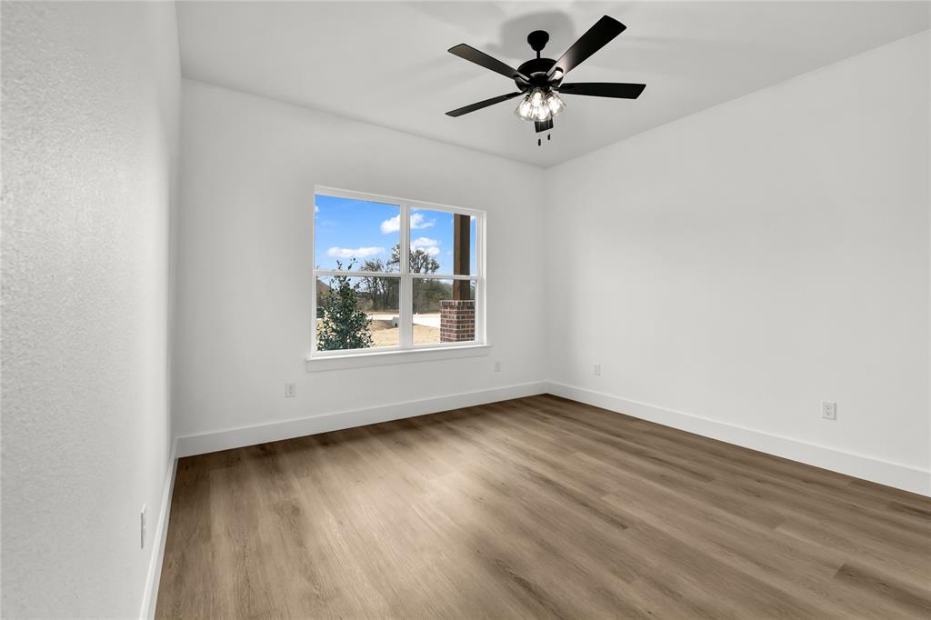 Millsap, Texas, 76066, United States, 4 Bedrooms Bedrooms, ,2 BathroomsBathrooms,Residential,For Sale,1984368