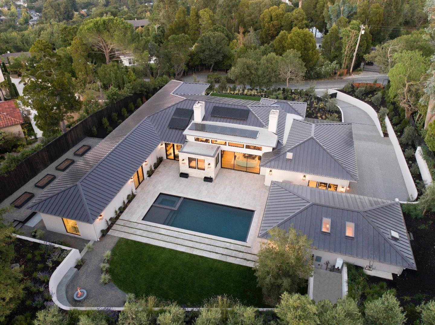 Hillsborough, California, 94010, United States, 5 Bedrooms Bedrooms, ,5 BathroomsBathrooms,Residential,For Sale,1947157