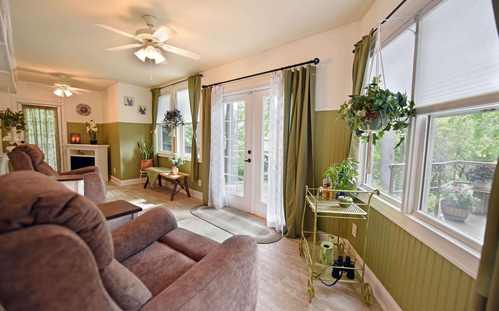 Hiawassee, Georgia, 30546, United States, 4 Bedrooms Bedrooms, ,4 BathroomsBathrooms,Residential,For Sale,1746240