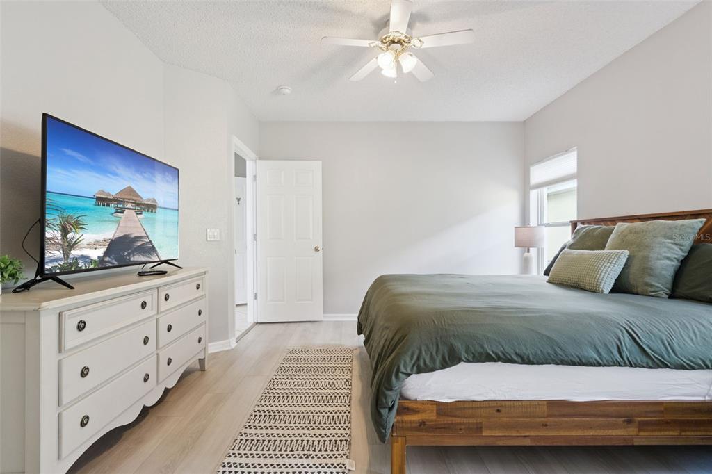 Kissimmee, Florida, 34747, United States, 6 Bedrooms Bedrooms, ,4 BathroomsBathrooms,Residential,For Sale,1992818