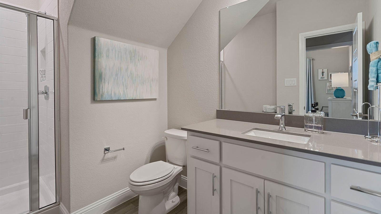 Grand Prairie, Texas, 76065, United States, 5 Bedrooms Bedrooms, ,4 BathroomsBathrooms,Residential,For Sale,2014206