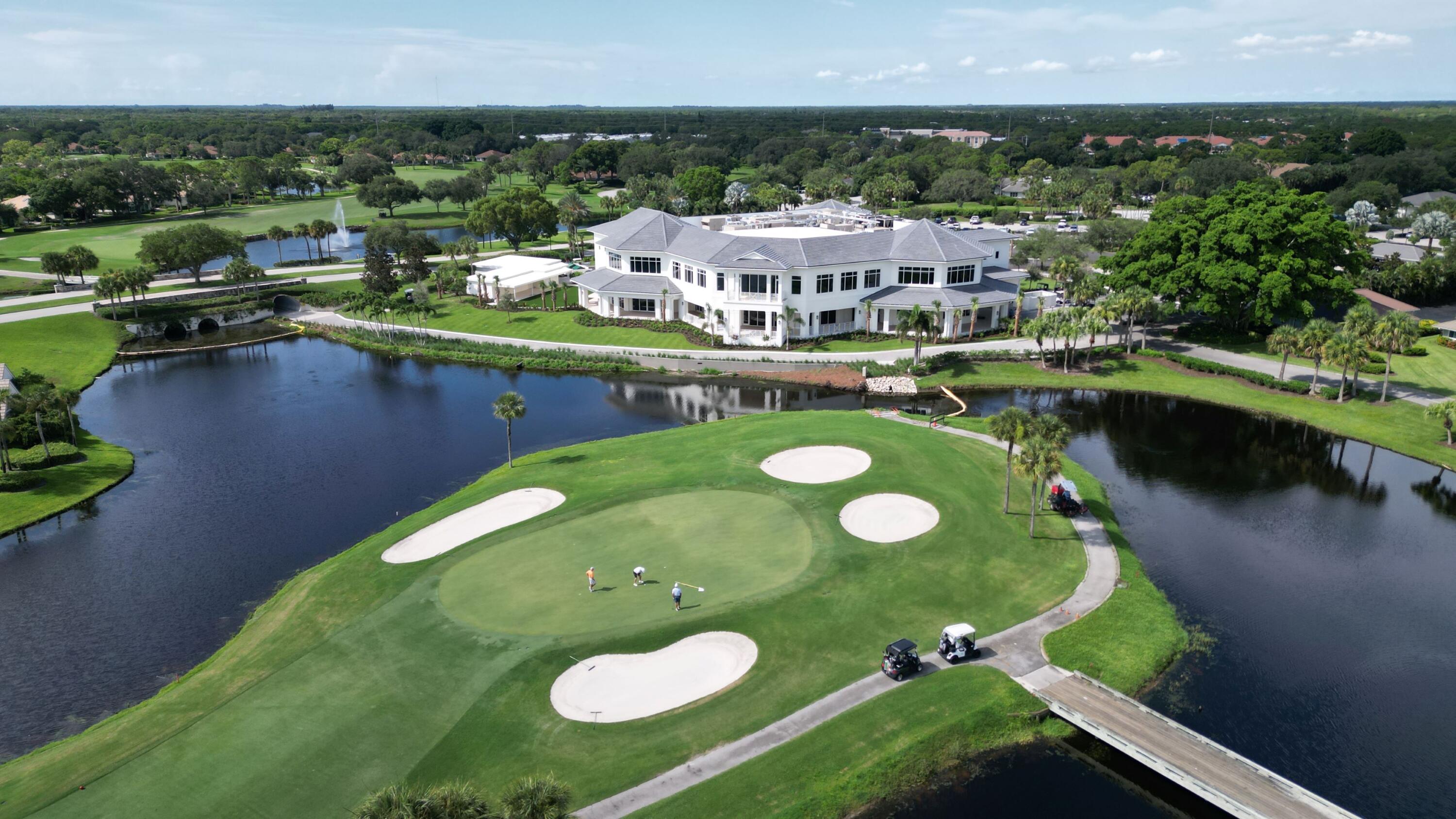 Stuart, Florida, 34997, United States, 3 Bedrooms Bedrooms, ,3 BathroomsBathrooms,Residential,For Sale,1989357