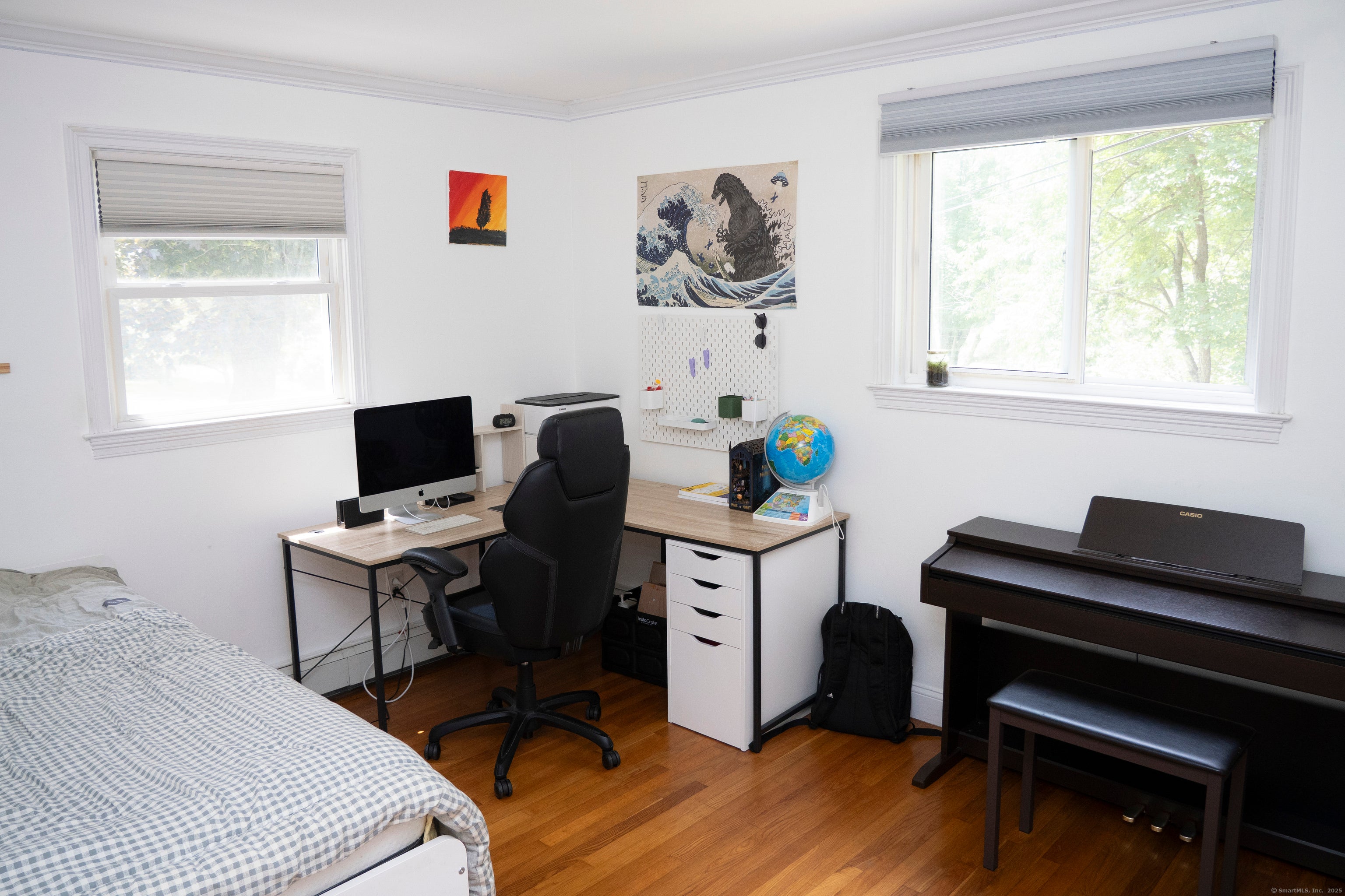 Trumbull, Connecticut, 06611, United States, 3 Bedrooms Bedrooms, ,3 BathroomsBathrooms,Residential,For Sale,1937031