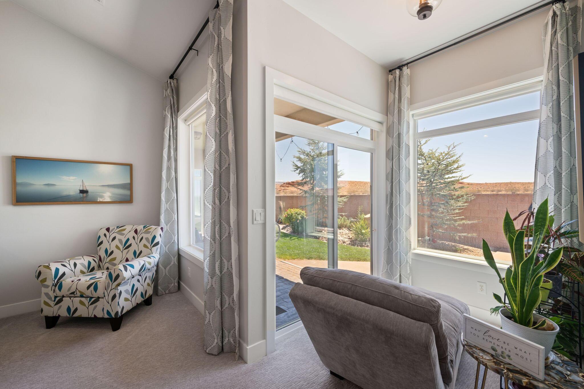 Hurricane, Utah, 84737, United States, 6 Bedrooms Bedrooms, ,6 BathroomsBathrooms,Residential,For Sale,1977381