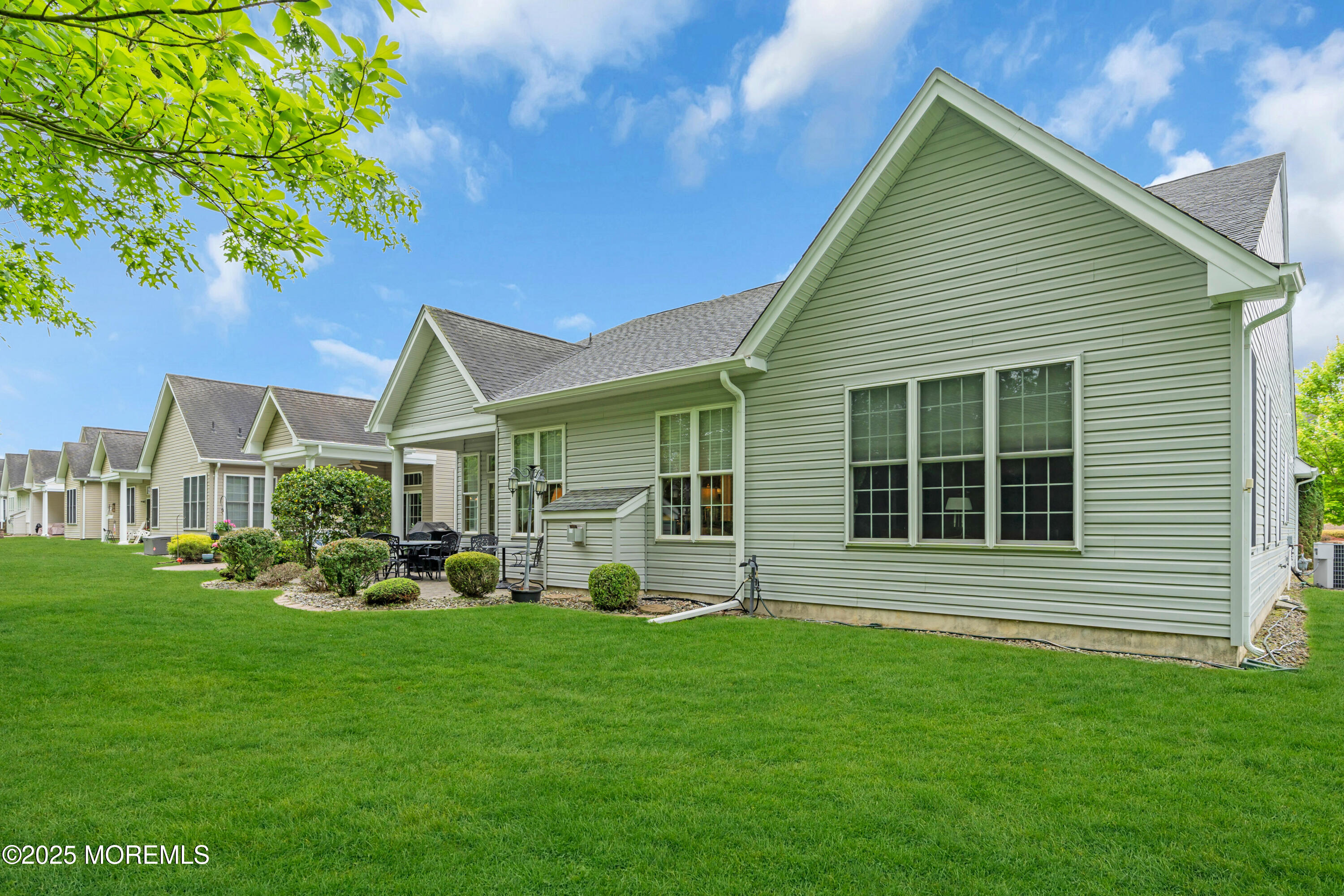 Freehold, New Jersey, 07728, United States, 2 Bedrooms Bedrooms, ,2 BathroomsBathrooms,Residential,For Sale,1929007