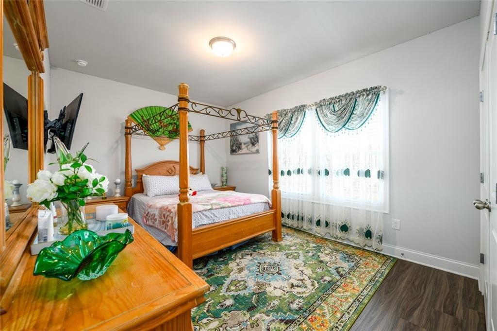 Cumming, Georgia, 30028, United States, 4 Bedrooms Bedrooms, ,3 BathroomsBathrooms,Residential,For Sale,1840509