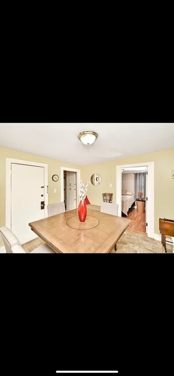252 Somerset Ave, Taunton, Massachusetts, 02780, United States, 4 Bedrooms Bedrooms, ,2 BathroomsBathrooms,Residential,For Sale,252 Somerset Ave,1494405