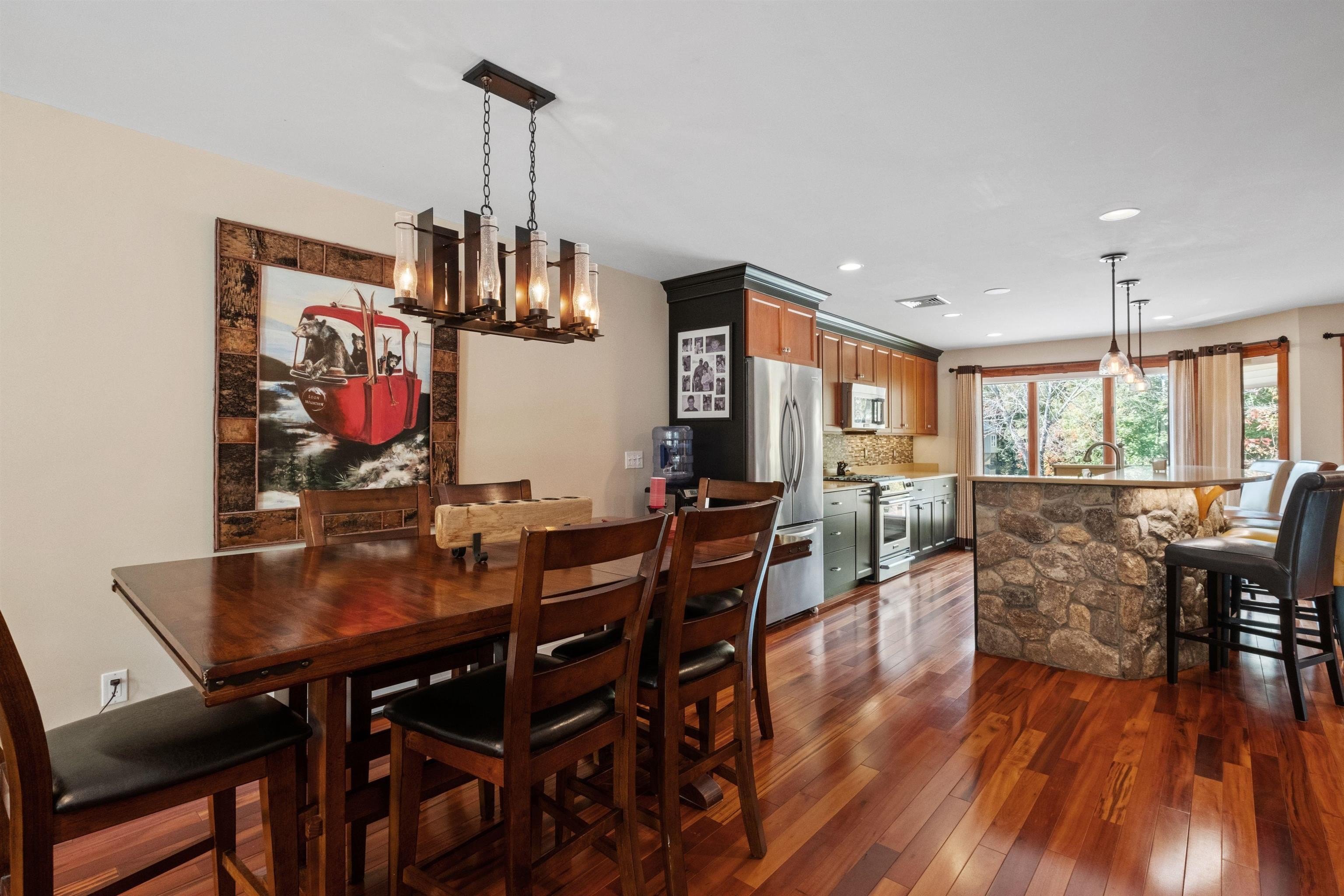 Lincoln, New Hampshire, 03251, United States, 4 Bedrooms Bedrooms, ,1 BathroomBathrooms,Residential,For Sale,1976303