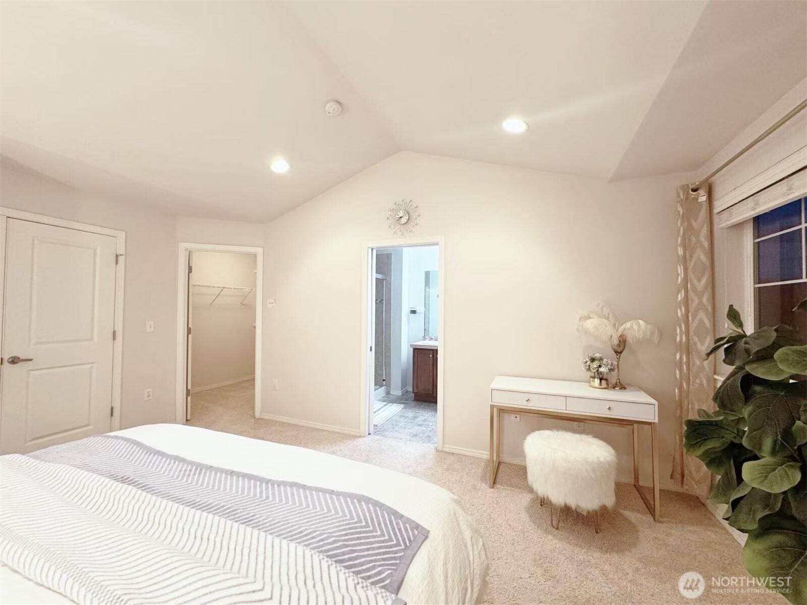 BOTHELL, Washington, 98012, United States, 3 Bedrooms Bedrooms, ,3 BathroomsBathrooms,Residential,For Sale,1840577