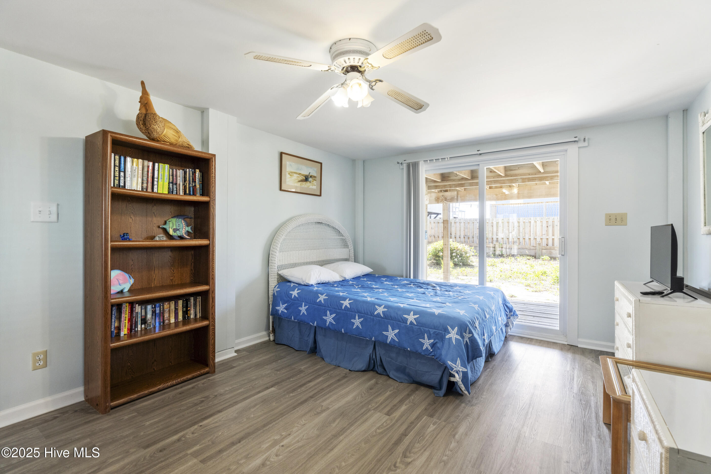 Surf City, North Carolina, 28445, United States, 3 Bedrooms Bedrooms, ,2 BathroomsBathrooms,Residential,For Sale,1794333
