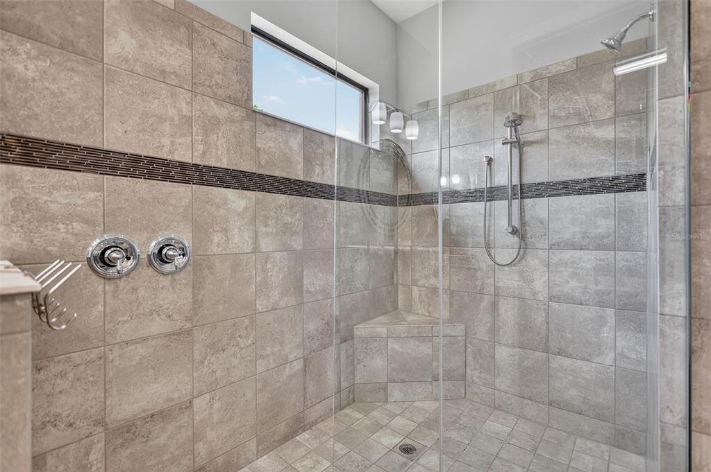 Bradenton, Florida, 34211, United States, 2 Bedrooms Bedrooms, ,3 BathroomsBathrooms,Residential,For Sale,1992091