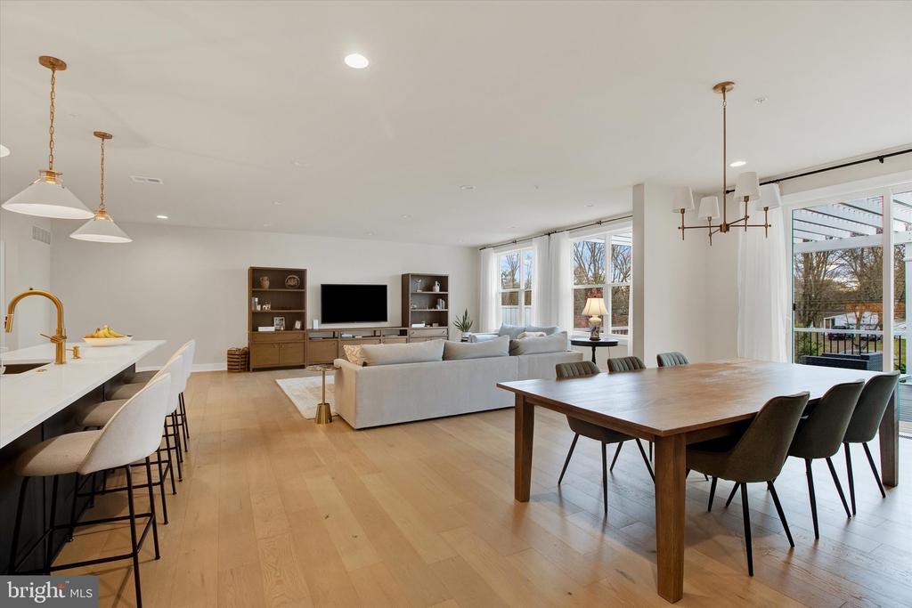 Doylestown, Pennsylvania, 18901, United States, 3 Bedrooms Bedrooms, ,3 BathroomsBathrooms,Residential,For Sale,1993457