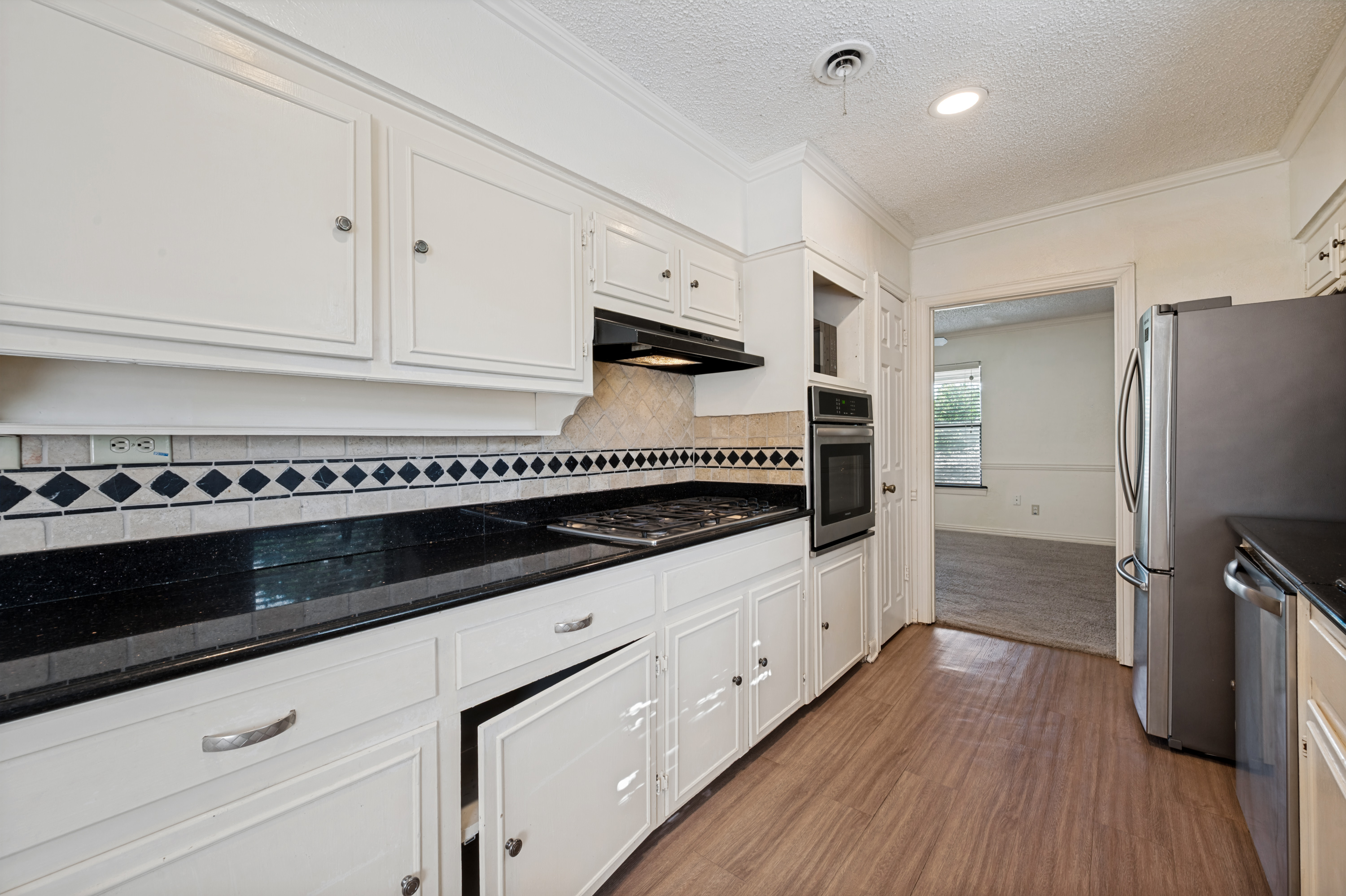  221 Linda Lane, Irving, TX, 75062 - 物件實景