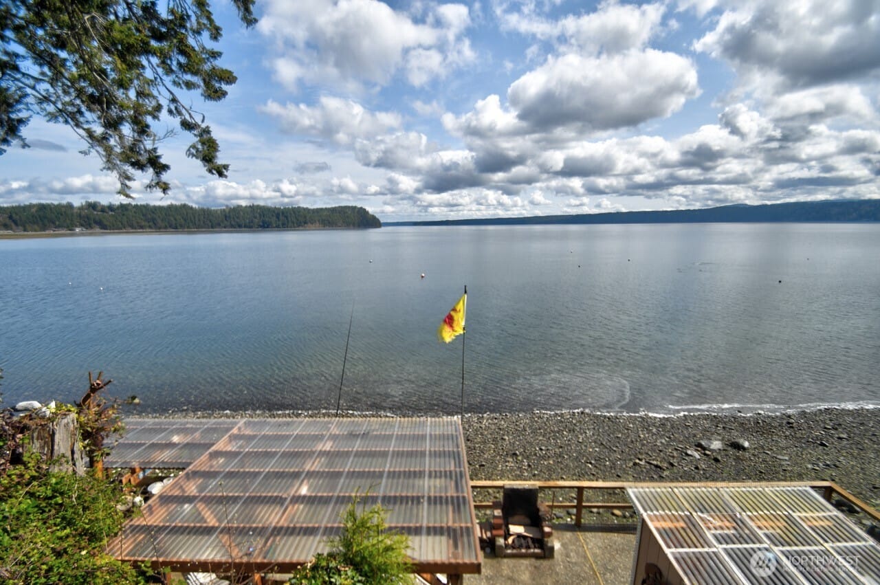 Brinnon, Washington, 98320, United States, 2 Bedrooms Bedrooms, ,Residential,For Sale,1771053
