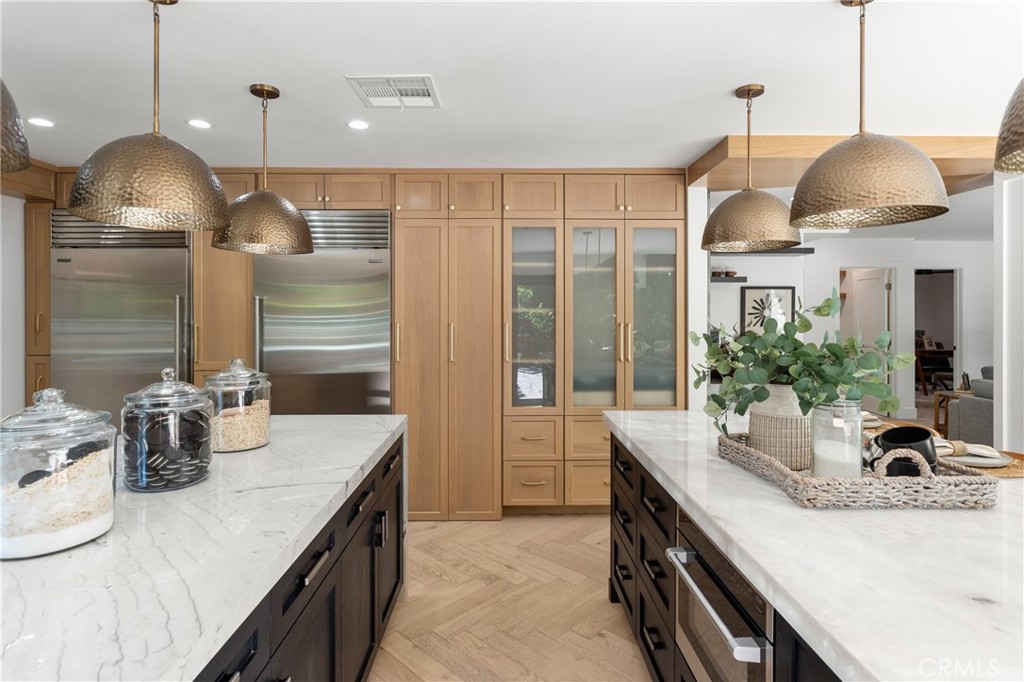 Yorba Linda, California, 92886, United States, 5 Bedrooms Bedrooms, ,6 BathroomsBathrooms,Residential,For Sale,1891782