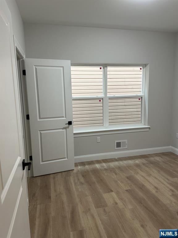 Newark, New Jersey, 07103, United States, 6 Bedrooms Bedrooms, ,5 BathroomsBathrooms,Residential,For Sale,1928063