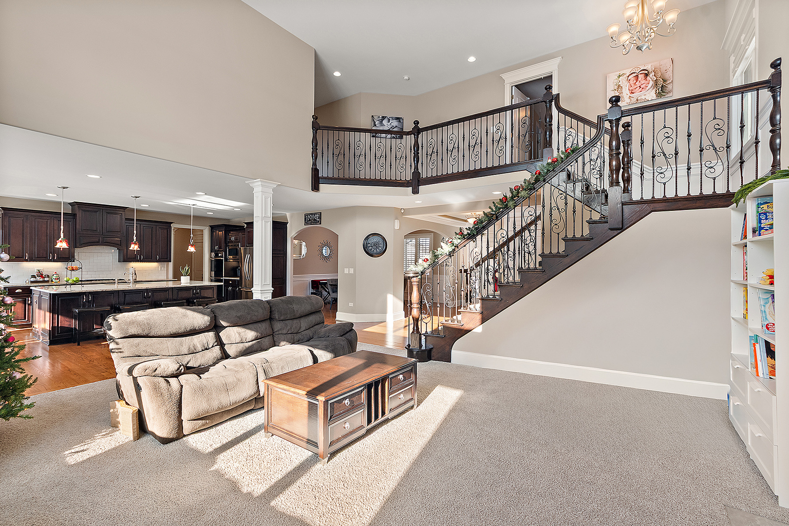 Mokena, Illinois, 60448, United States, 5 Bedrooms Bedrooms, ,4 BathroomsBathrooms,Residential,For Sale,2005248