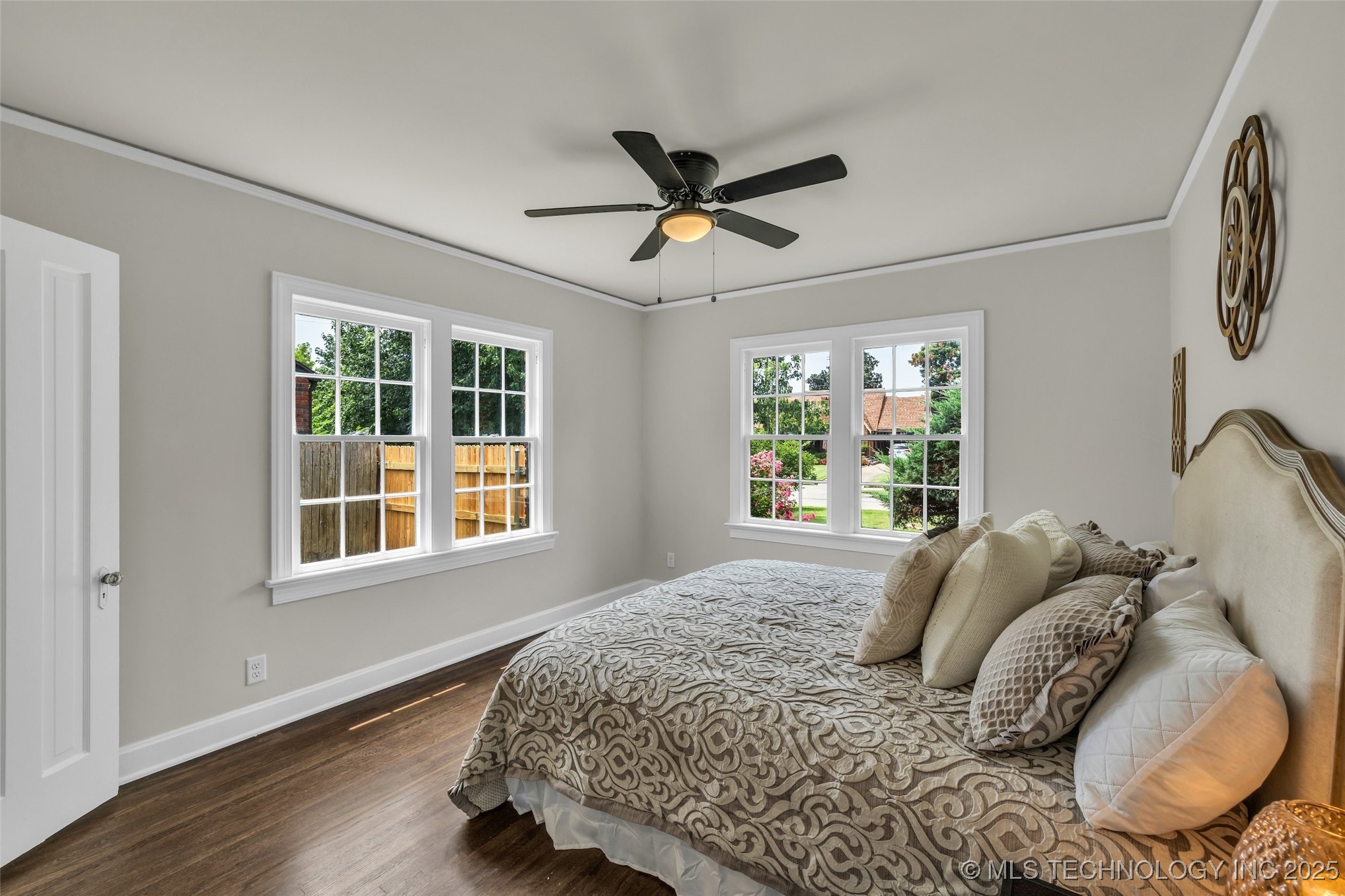 Tulsa, Oklahoma, 74104, United States, 3 Bedrooms Bedrooms, ,3 BathroomsBathrooms,Residential,For Sale,1890482
