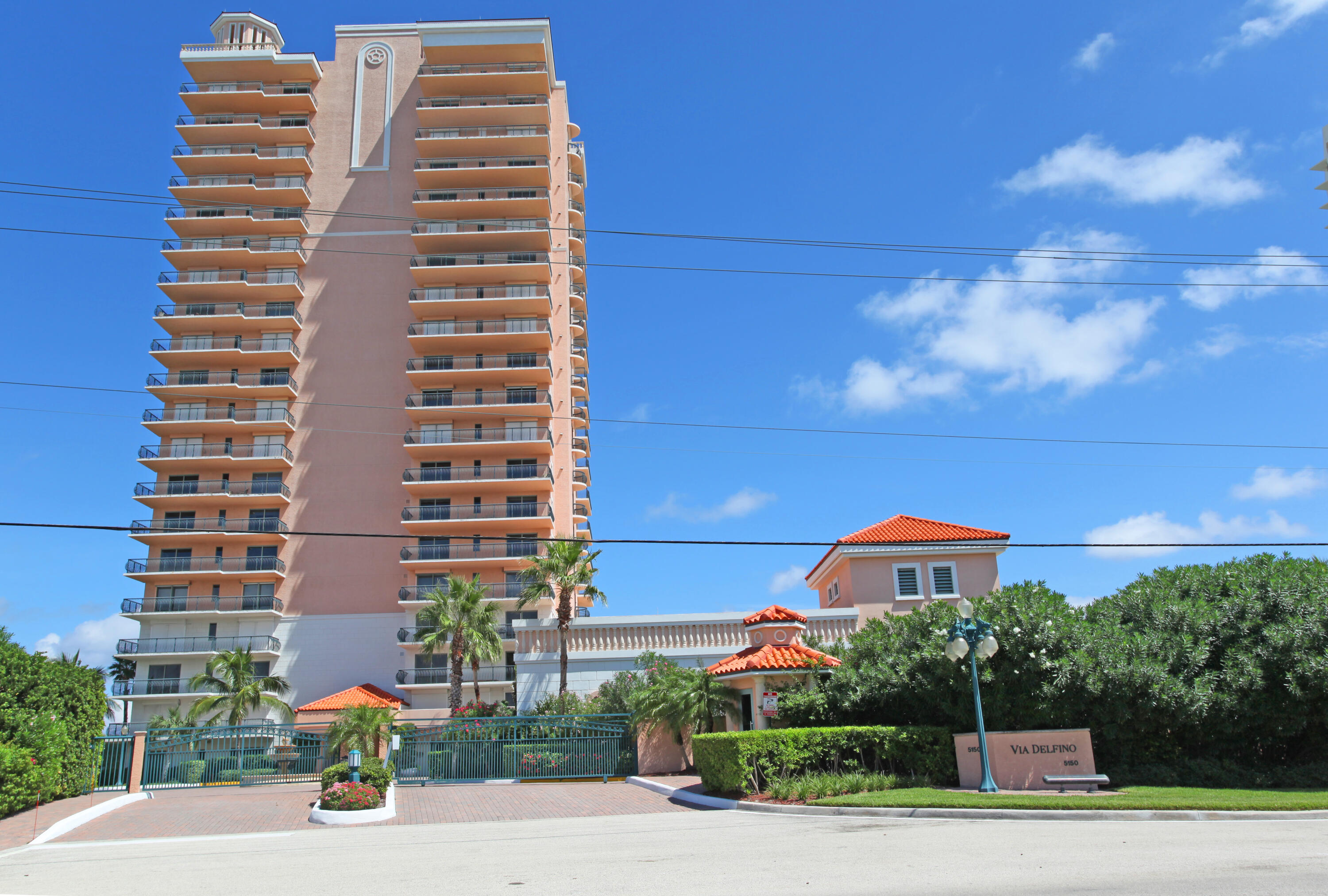  5150 N Ocean Drive PH 2001 - 物件實景