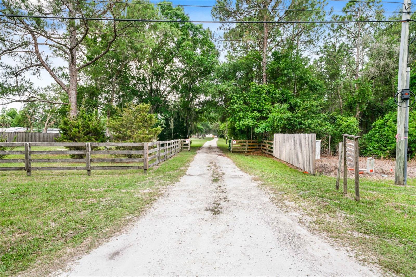 DUNNELLON, Florida, 34431, United States, 15 Bedrooms Bedrooms, ,10 BathroomsBathrooms,Residential,For Sale,1829538