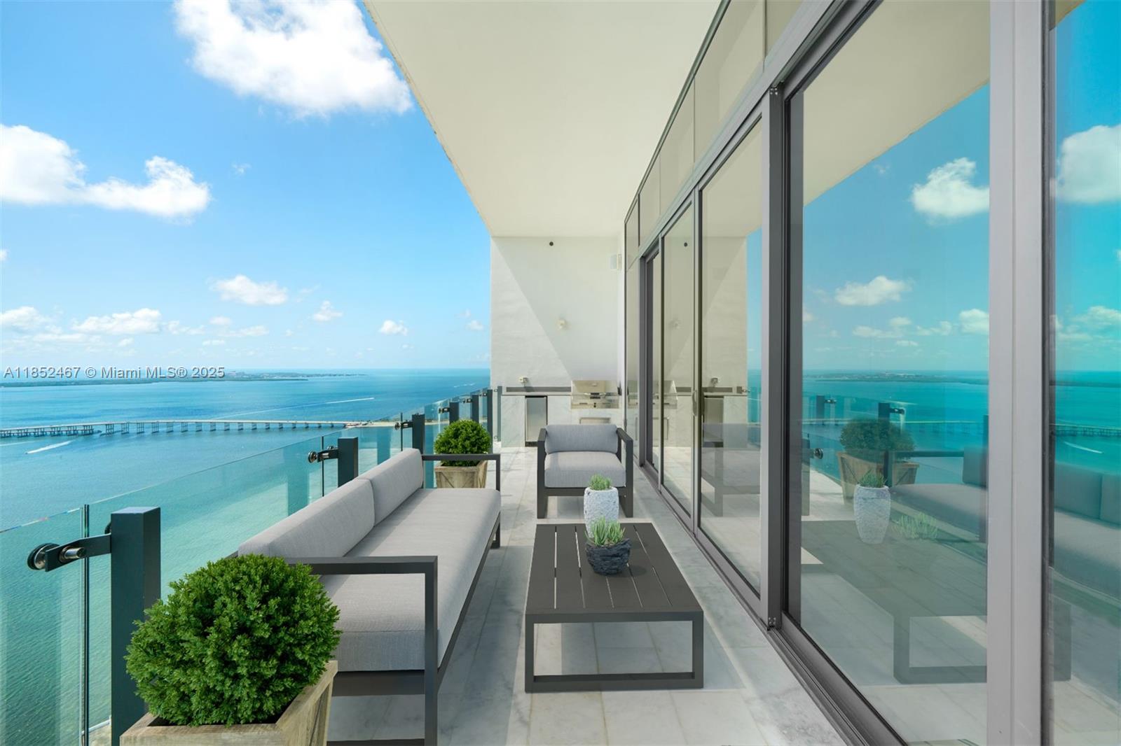 Miami, Florida, 33131, United States, 3 Bedrooms Bedrooms, ,4 BathroomsBathrooms,Residential,For Sale,1908751